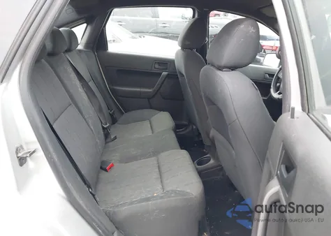 2010 Ford Focus Se из США, поврежденный, VIN 1FAHP3FN3AW107874